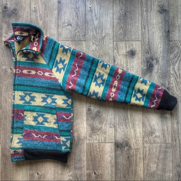 **SOLD** Vintage Woolrich Aztec Wool Bomber Jacket - Picture 8 of 8